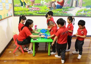 2022六一儿童节室内活动主题策划方案（幼儿园六一儿童节游戏室内活动及目标）