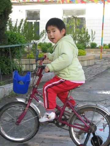 第一次骑自行车作文600字范文（三年级学骑自行车）