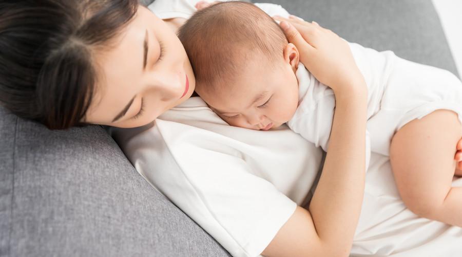 怎样培养婴儿自主入睡（七个建议让宝宝拥有好睡眠）