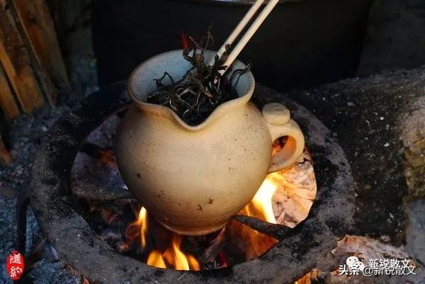 茶经里到底有多少故事，揭晓茶杯里续着江湖
