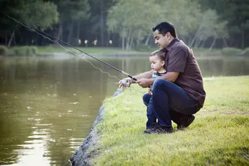 爱钓鱼的爸爸作文600字（美好的周末）